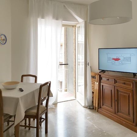 Casa Margherita, Centrale A Due Passi Dal Mare Bordighera Exteriör bild